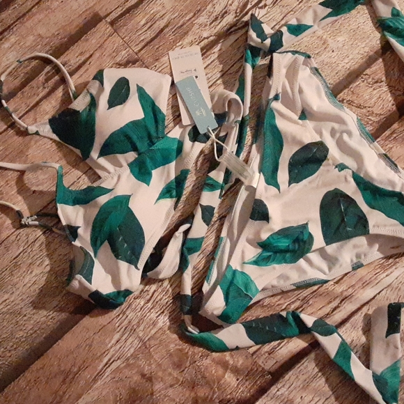 Cupshe leaf bikini - Picture 2 of 3